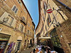 Prachtvolle Bauwerke in Siena