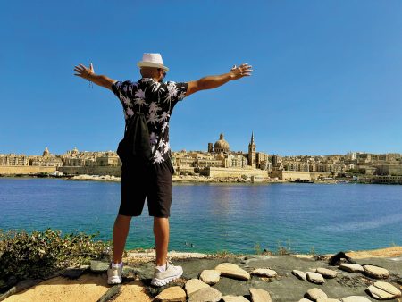 Blick vom Tigné Point über die Bucht von St. Elmo auf die Skyline von Valletta